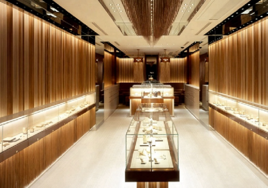 Elegance in Display: MS Jewelry Showcase Design