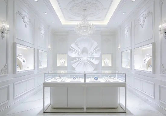White European Luxury Jewelry Store Design
