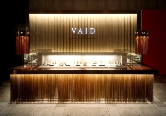 Light & Fresh VOX Jewelry Store Design