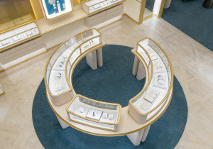 以图生成套图 - 2026-01-08T170959.634.png