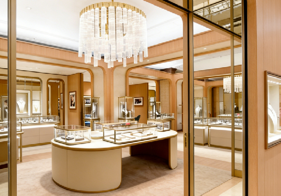 Warm Modern Luxury Jewelry Store Design