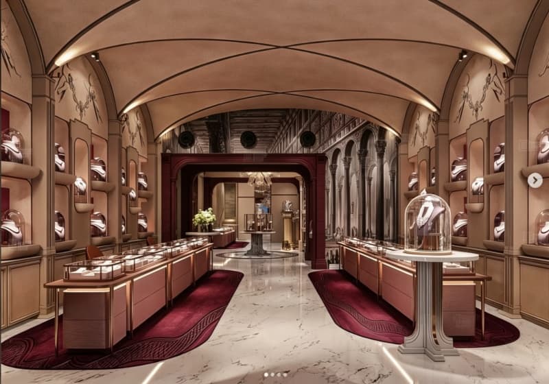 Luxury and stunning jewelry store interior design