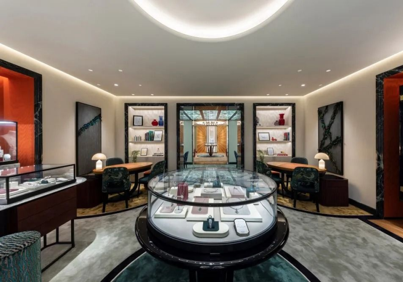 Premium Bespoke Luxury Jewelry Display Cases