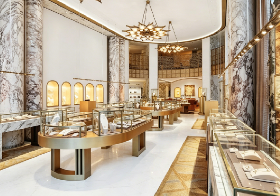 Palazzo Grande Jewelry Retail Space & Display Solution